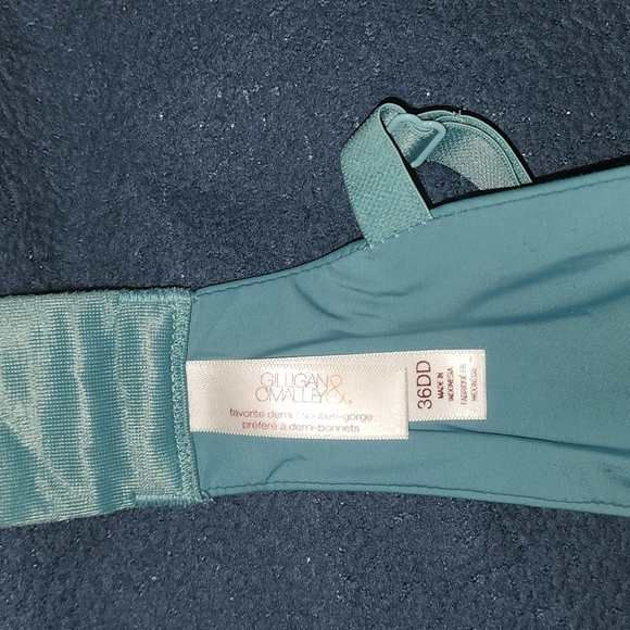Gilligan and O'Malley 36 DD Bra - Picture 4 of 5